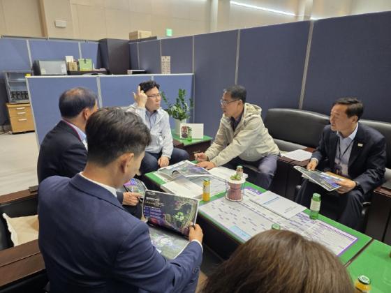 이동옥 충북도 행정부지사, 영동세계국악엑스포 준비 현장 방문 이미지